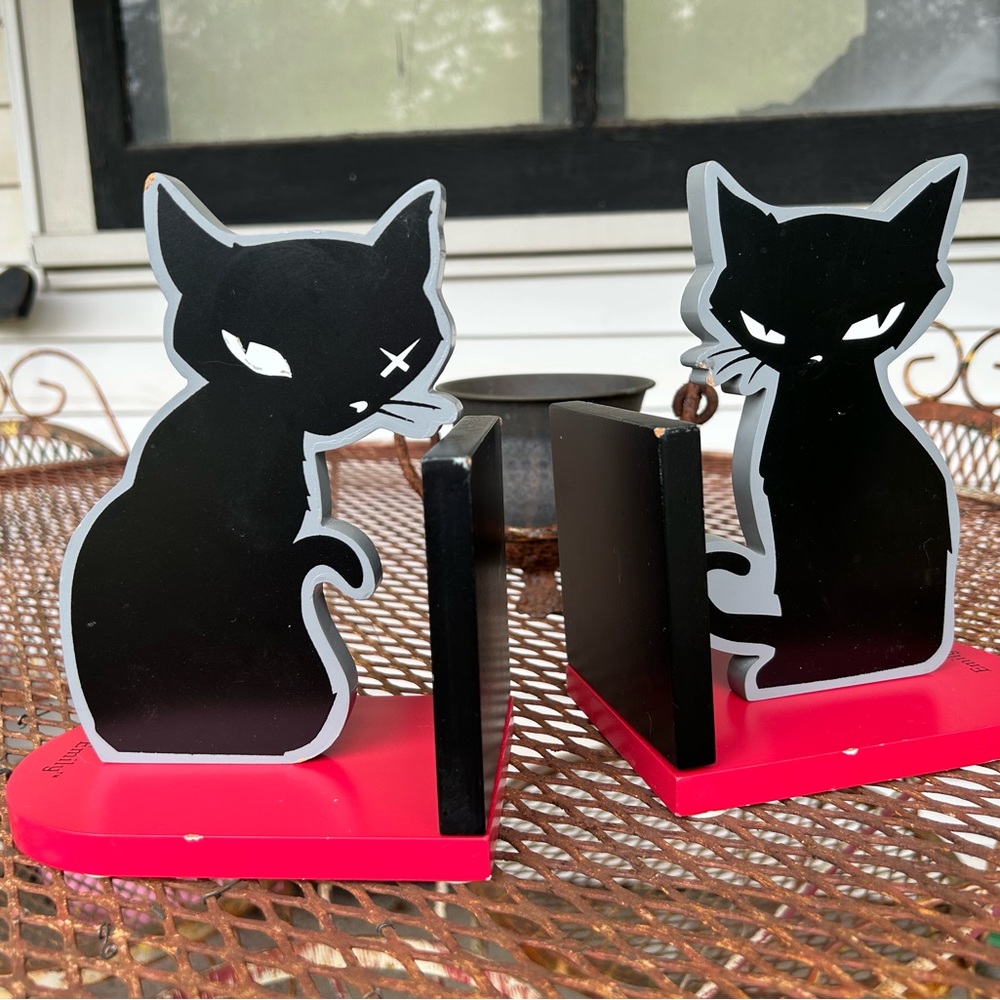 Original Emily the Strange Wooden Kitty Bookends 🐈‍⬛🐈‍⬛ 2004